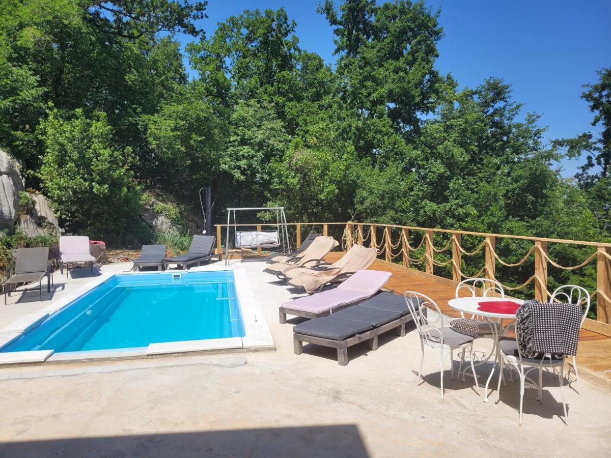 Apartments Chiara Mit Meerblick Und Pool Und Jacuzzi Lovran Exterior photo