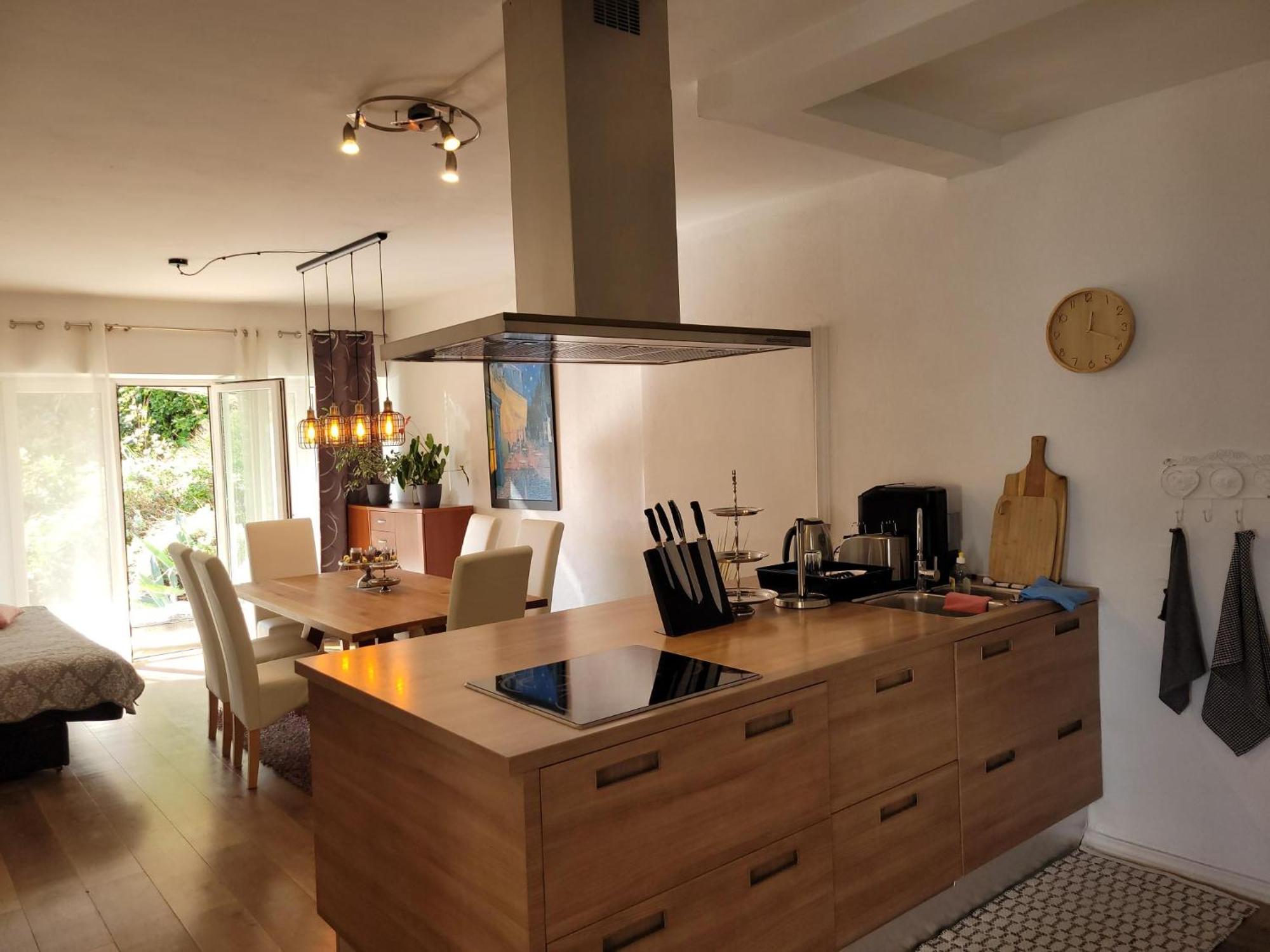 Apartments Chiara Mit Meerblick Und Pool Und Jacuzzi Lovran Exterior photo