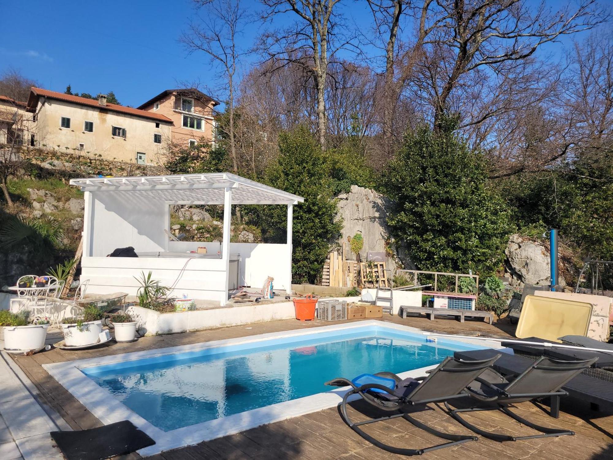 Apartments Chiara Mit Meerblick Und Pool Und Jacuzzi Lovran Exterior photo